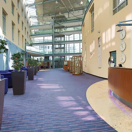 ドリント アム ドーム エルフルト 4*