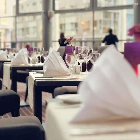 ドリント アム ドーム エルフルト 4*