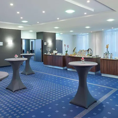 Otel Dorint Am Dom 4*