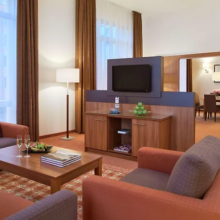 ドリント アム ドーム エルフルト 4*