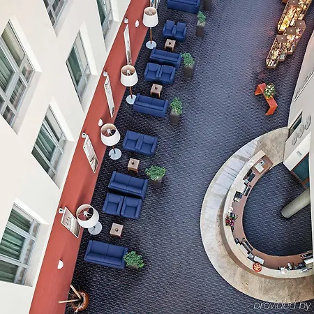 ホテル ドリント アム ドーム エルフルト 4*