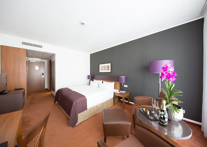 Otel Dorint Am Dom 4*