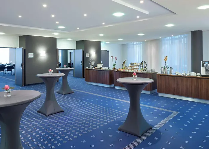 Otel Dorint Am Dom 4*