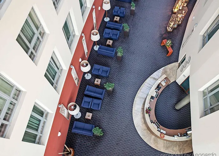 Otel Dorint Am Dom 4*