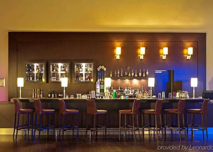 ドリント アム ドーム エルフルト 4* エアフルト