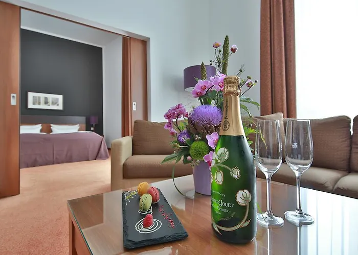 Dorint Am Dom Otel Erfurt